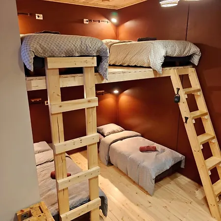 Kihlangin Koulu Guest House Vendégház Muonio
